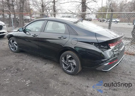 2025 Hyundai Elantra Sel Sport z USA, uszkodzony, nr VIN KMHLM4DG1SU065480